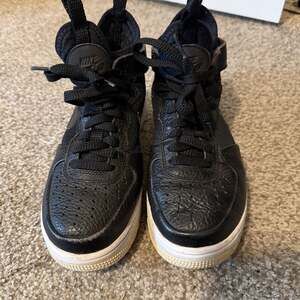 Nike Air Force 1 Ultraforce Mid black & white...